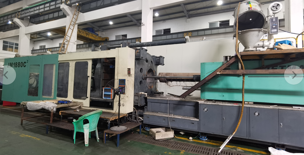 Injection molding workshop equipment1